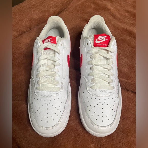 (Size 7) Nike Court Vision Low Print Red Sneakers - Picture 3 of 7
